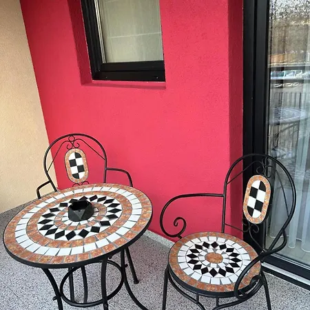 Daire Value Primavara, Free Parking Bükreş